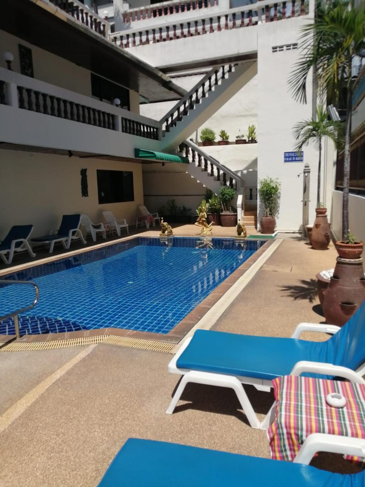 Blue Sky Residence Patong Extérieur photo